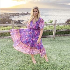 SPELLXREVOLVE Wisteria Bianca Short Sleeve Gown